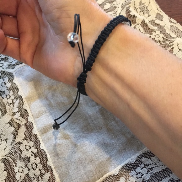 Handmade Crystal Beaded Adjustable Bracelet - Picture 6 of 7